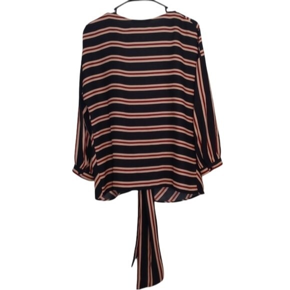 Zara Black & Cream Stripe Wrap Top Blogger's Favorite Neutral Size Medium - Picture 3 of 8